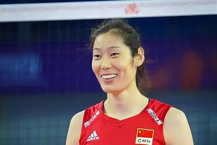 Mong sớm trở về! Cầu thủ bóng rổ nữ Hà Bắc Quách Tử Tuyên phơi nắng gần đây: Cùng Ưng ca cổ vũ cho các Bảo Tử